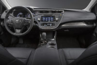 2016-Toyota-Avalon-08