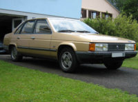 Alla linea della Solara fu affiancata la più grande Tagora (ormai non più Chrysler anche se il design rimaneva lo stesso) ma l'auto non aveva un'immagine di marchio né una posizione precisa nel catalogo Peugeot.