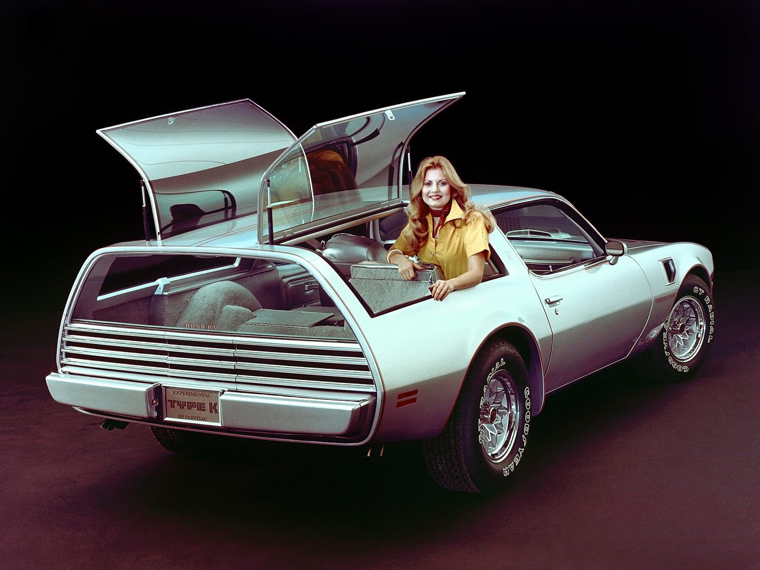 1977-Pontiac Firebird Type K-04 1977 Pontiac Firebird Type K