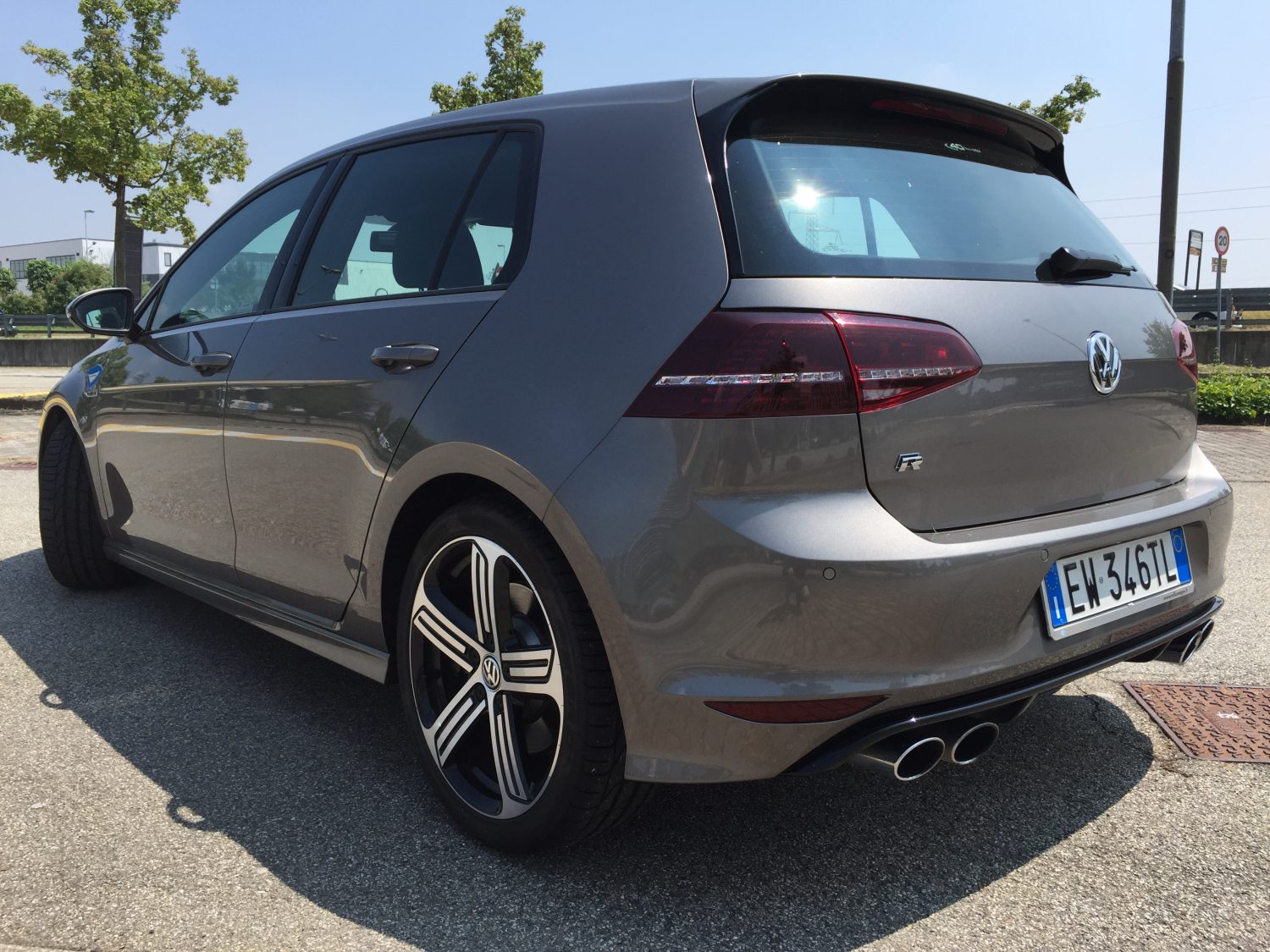 2015 Volkswagen Golf R