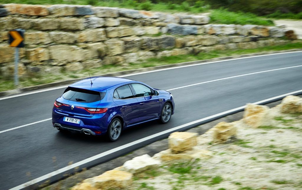 Abbiamo provato la nuova Renault Mègane sulle strade portoghesi, attorno a Cascais
