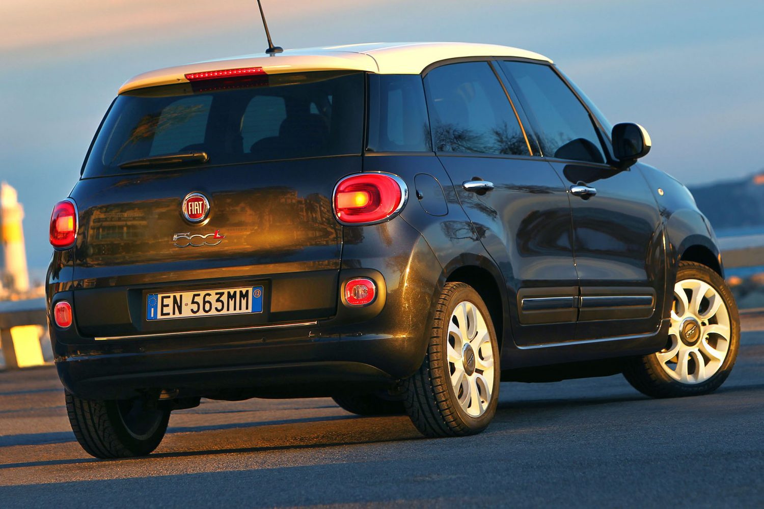 Il policarbonato e l'automobile