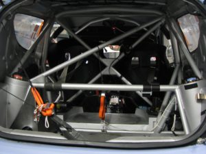 L’immagine mostra lo sviluppo della gabbia di sicurezza, che si collega nella parte posteriori ai passaruota completamente ricostruiti.