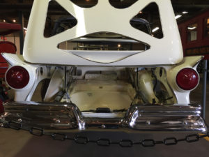 1957 Ford Skyliner, un concentrato di tecnologia