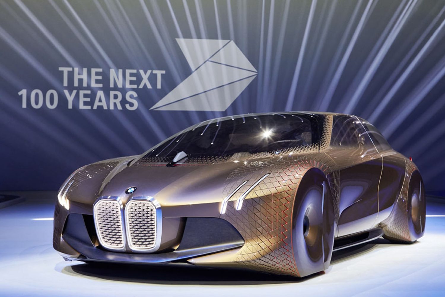 BMW VISION NEXT 100