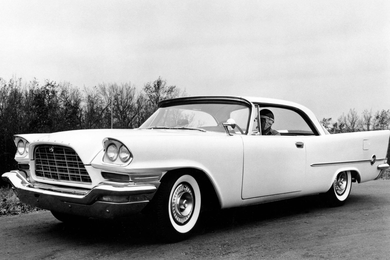 Il primo motore con potenza specifica di 1HP/1ci