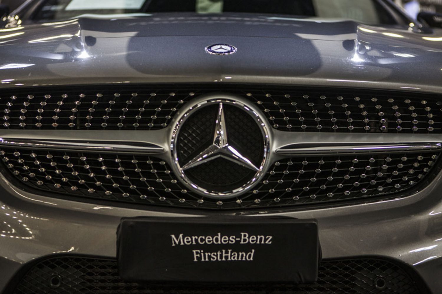 Mercedes-Benz Firsthand Mercedes-Benz Firsthand