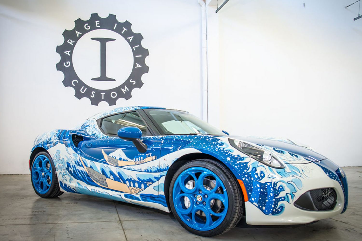 Alfa Romeo 4C Garage Italia Customs