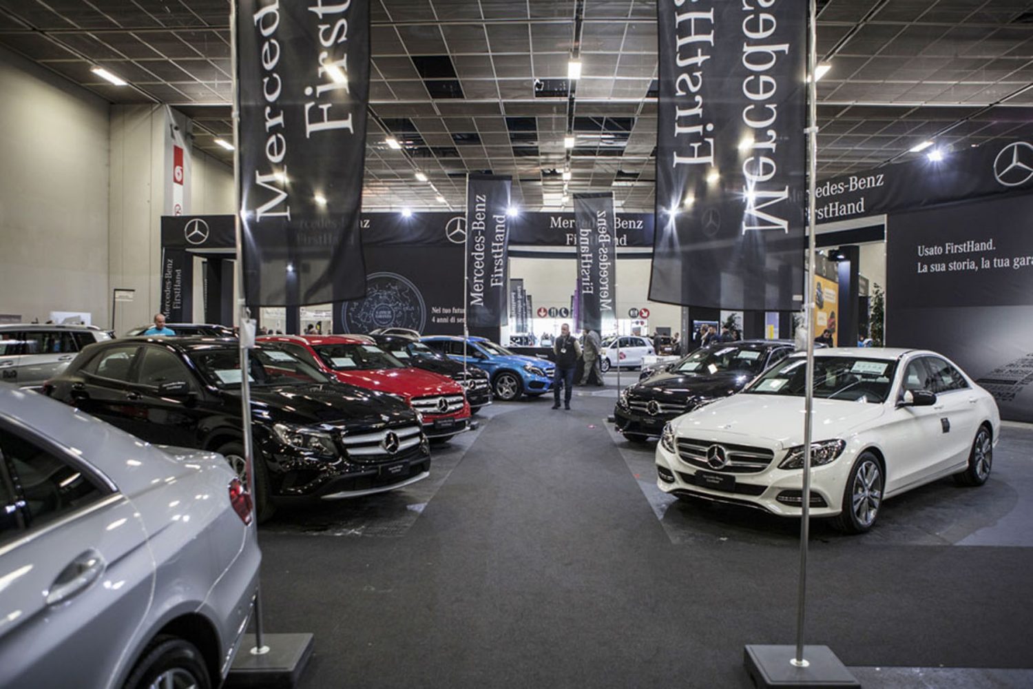 Mercedes-Benz FirstHand