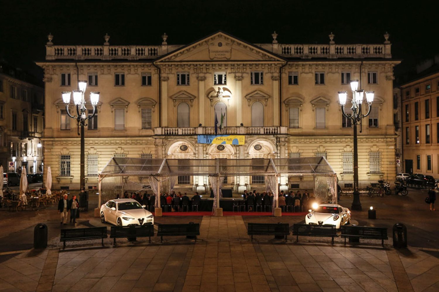 The red table Alfa Romeo