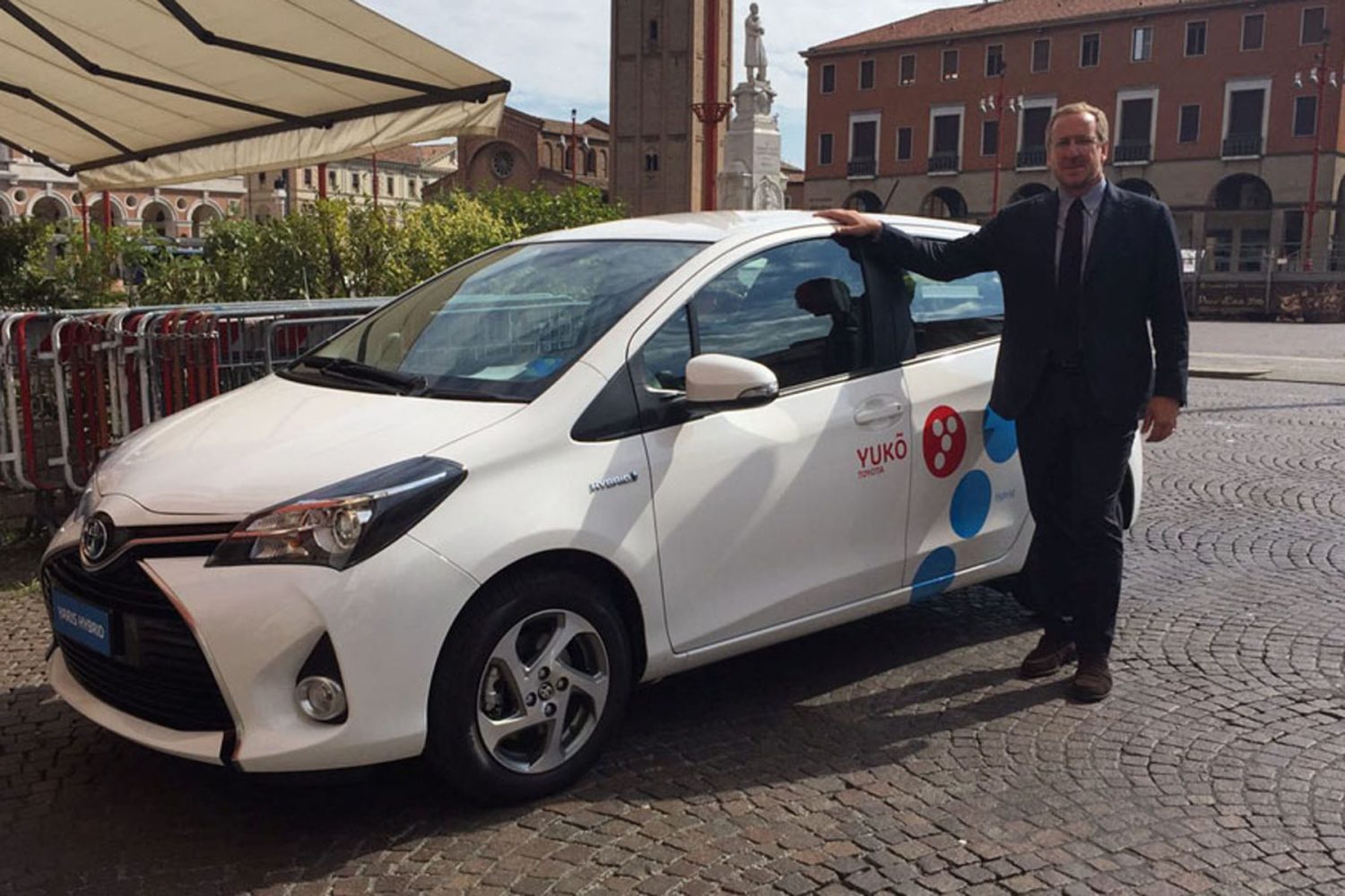 car sharing Yuko Toyota