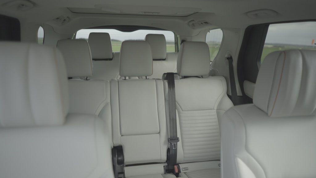 Land Rover Intelligent Seat Fold