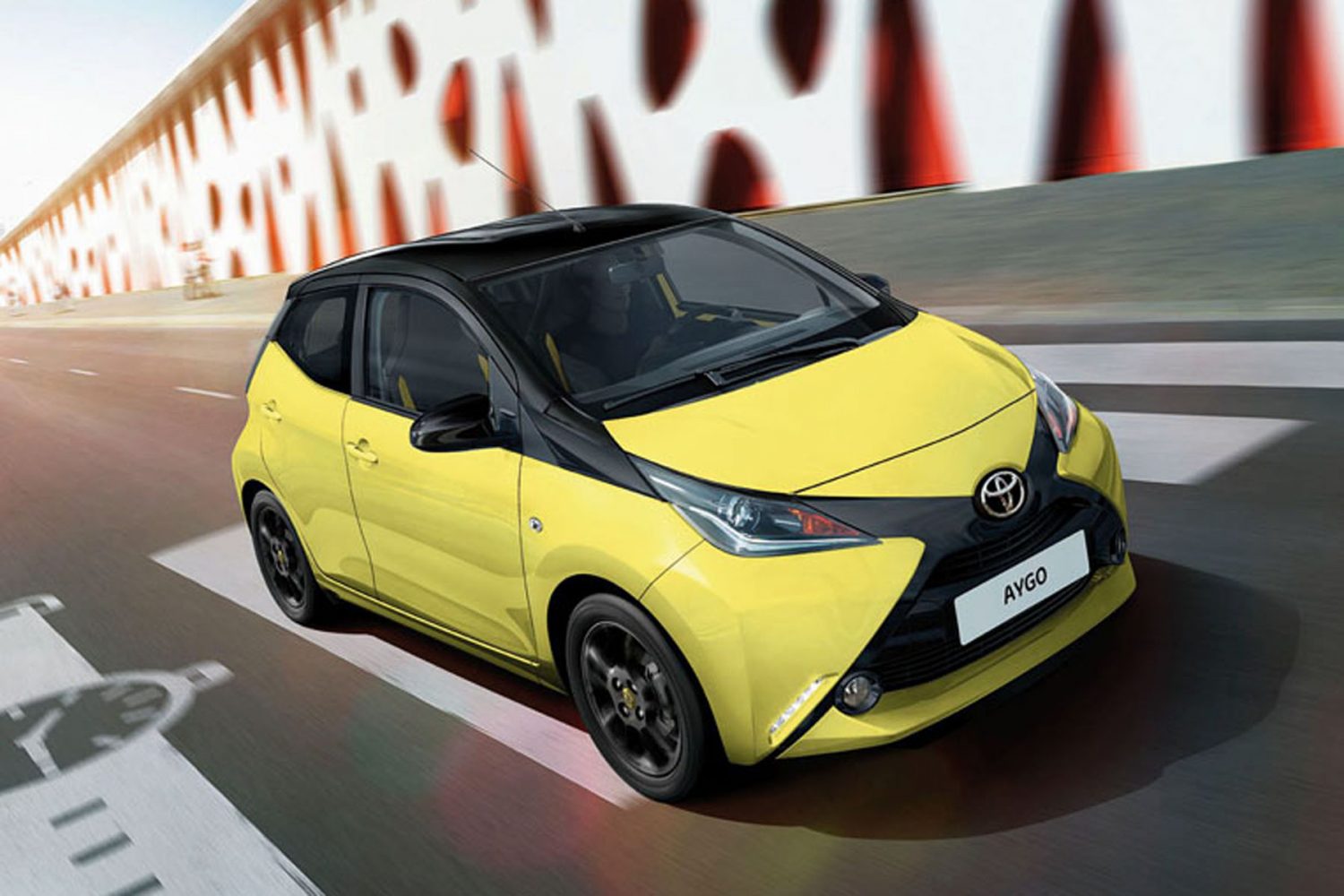 Toyota x-cite YELLOW