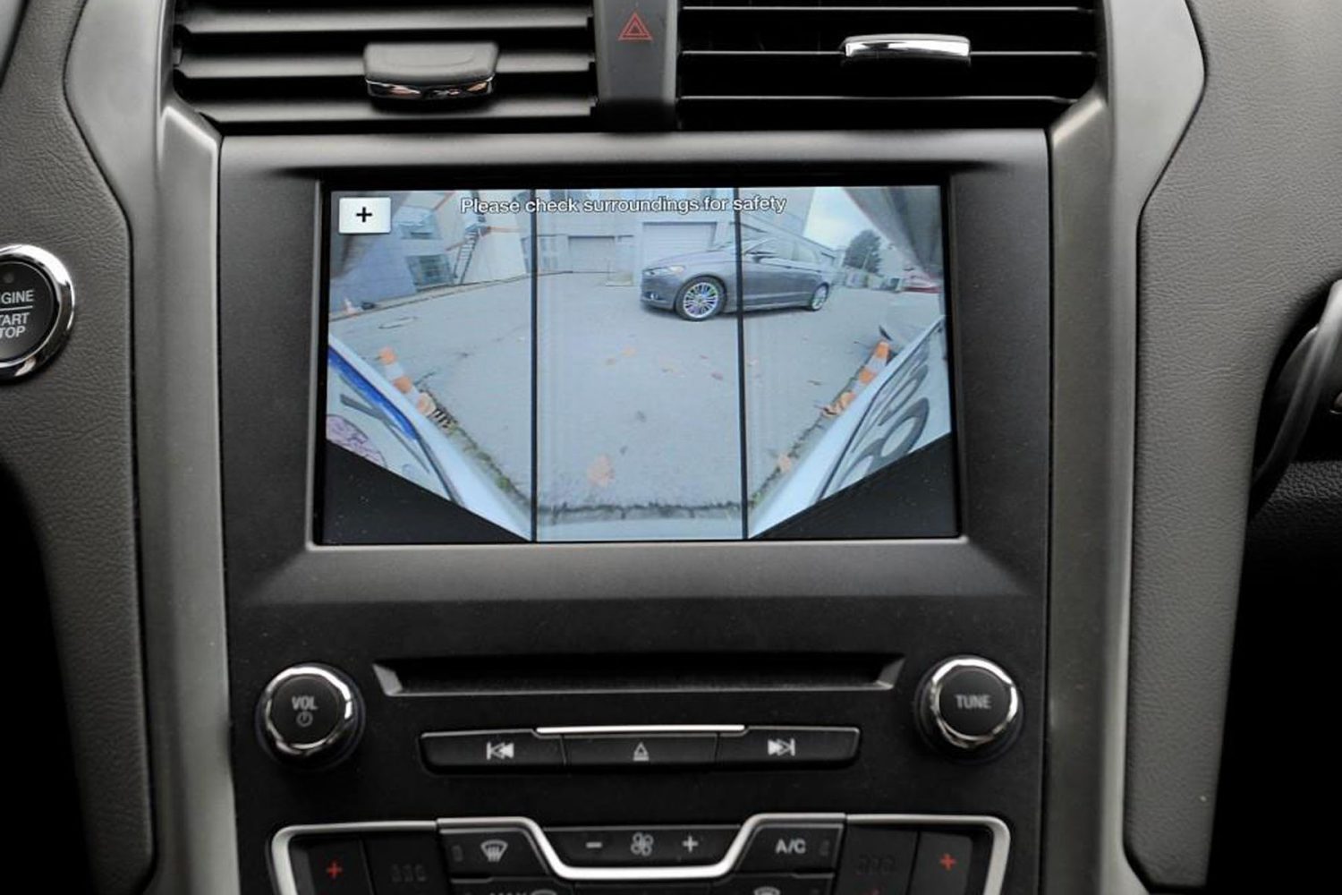 tecnologie Ford per la guida assistita