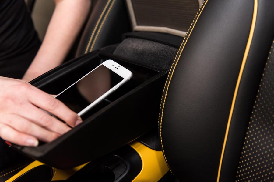 NISSAN SIGNAL SHIELD 