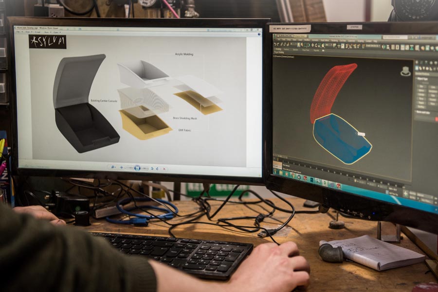 NISSAN SIGNAL SHIELD 