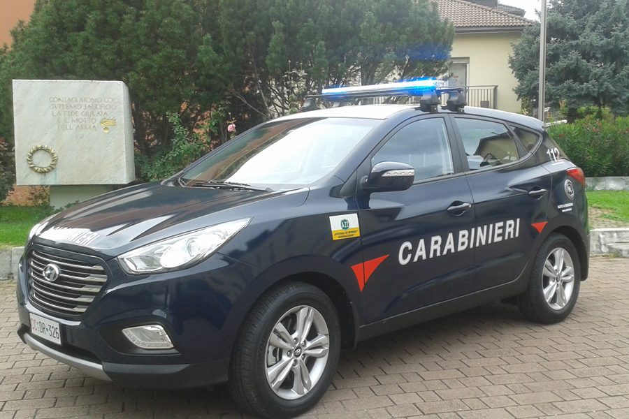 Hyundai-ix35-Fuel-Cell-Carabinieri-Bolzano