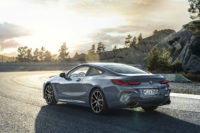 P90306596_highRes_the-all-new-bmw-8-se