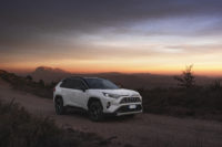 2019-toyota-rav4-stat-03-778240