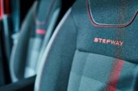 DACIA SI VESTE DI ROSSO -ARRIVA LA SERIE SPECIALE TECHROAD 100% TURBO