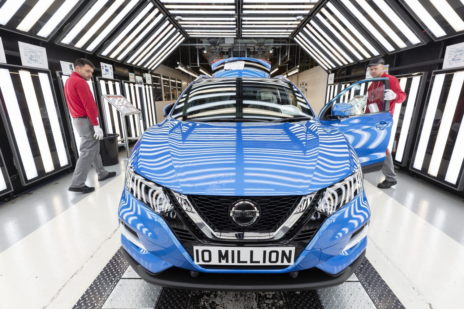 10 milioni di veicoli prodotti da Nissan