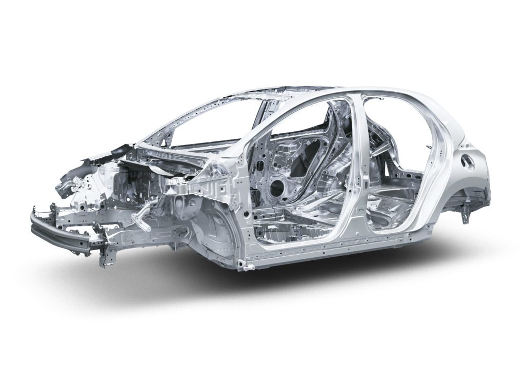 Toyota yaris ibrido: scocca