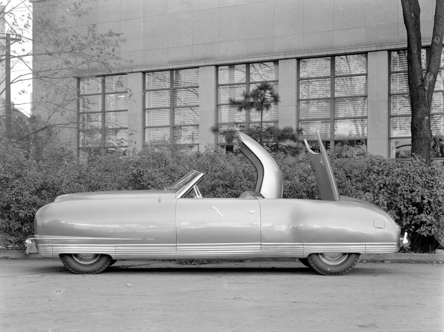 Chrysler Thunderbolt: 'concept car' americana