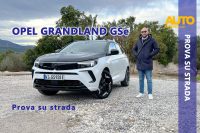 Opel Grandland GSe: il Suv più sportivo di Opel ha 300 CV ed é ibrido