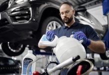 ZF Aftermarket: una linea completa di fluidi per elettriche e ibride zf aftermarket
