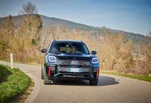Mini Countryman John Cooper Works da 300 CV