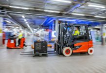 BMW, logistica a idrogeno nella fabbrica di Regensburg