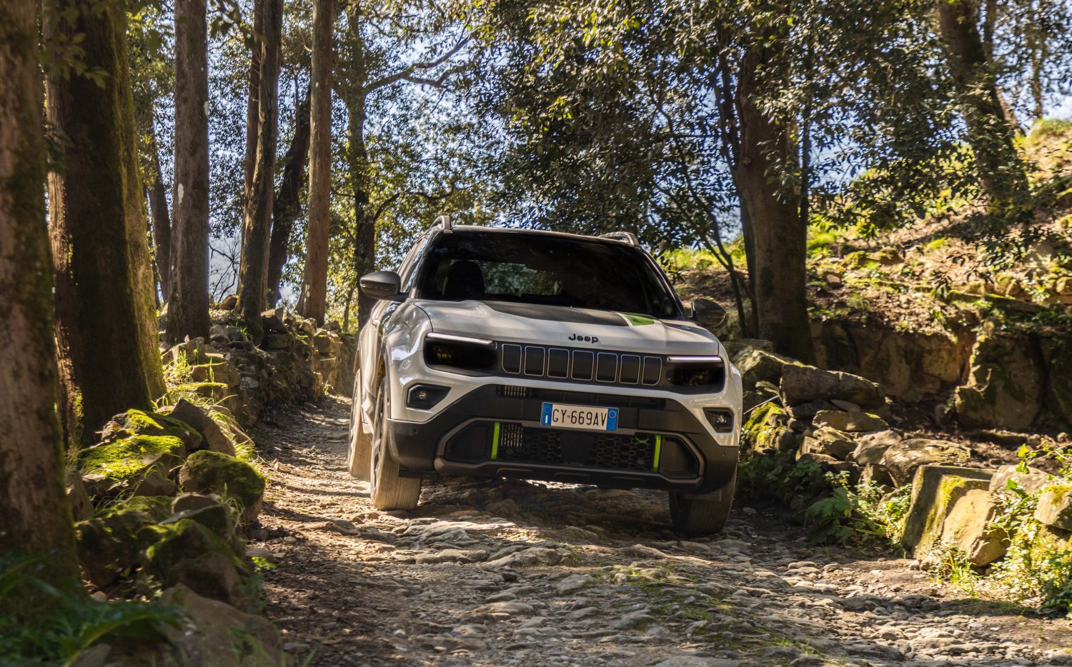 Jeep Avenger 4xe: con il motore elettrico posteriore diventa integrale