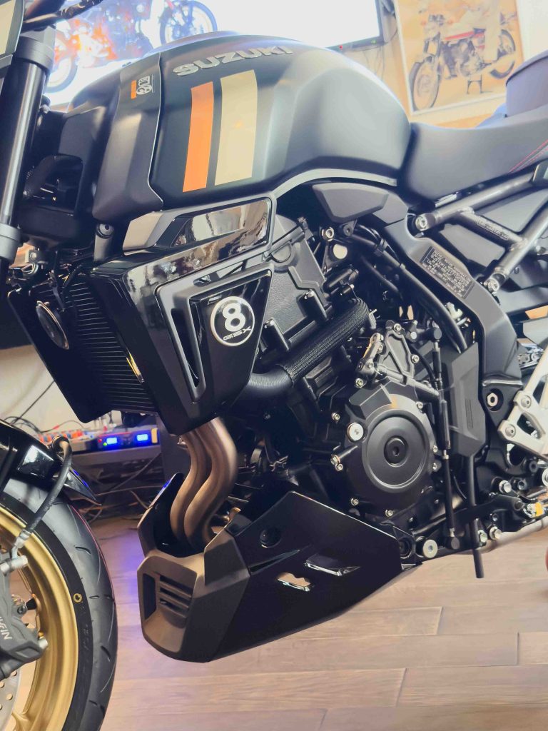 Suzuki GSX-8 T