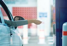 Un popolo di santi, navigatori e cercatori parcheggio