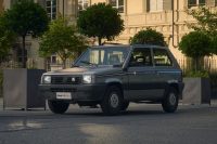 La Panda elettrificata, o come rendere vintage il futuro